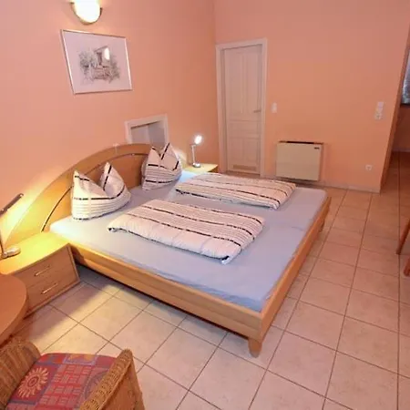 Villa Mala 3*