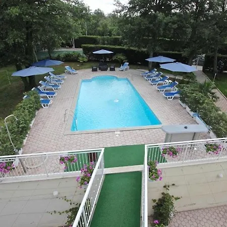 Mala Porec מלון 3*